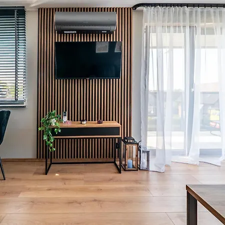 Zlote Piaski, Basen, Sauna,jacuzzi, Rolmasazer Privatunterkunft Jastrzębia Góra