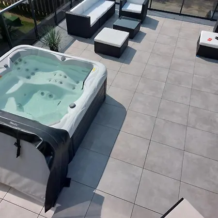 Ubytování v soukromí Zlote Piaski, Basen, Sauna,jacuzzi, Rolmasazer *