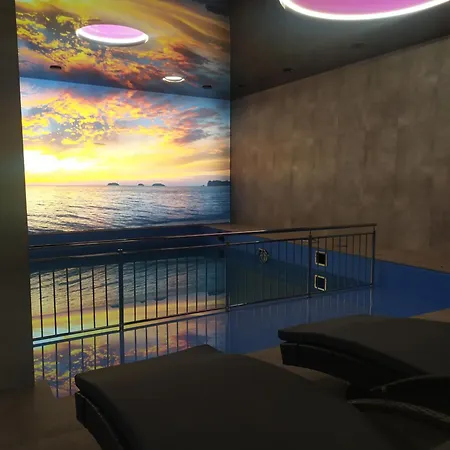 Zlote Piaski, Basen, Sauna,jacuzzi, Rolmasazer Privatunterkunft Jastrzębia Góra