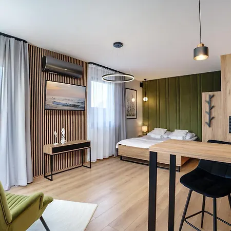 Zlote Piaski, Basen, Sauna,jacuzzi, Rolmasazer Privatunterkunft Jastrzębia Góra