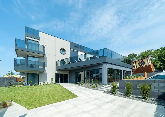 Zlote Piaski, Basen, Sauna,jacuzzi, Rolmasazer Habitación en casa particular *