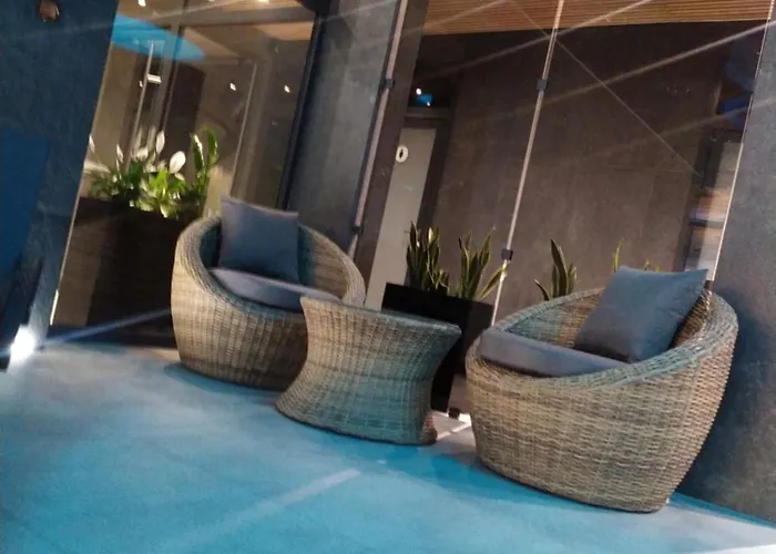 Zlote Piaski, Basen, Sauna,jacuzzi, Rolmasazer Habitación en casa particular *