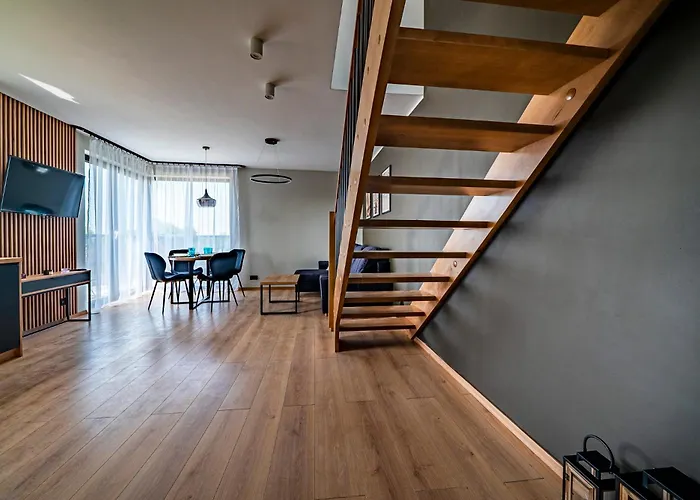 Privat bolig Zlote Piaski, Basen, Sauna,jacuzzi, Rolmasazer Jastrzębia Góra